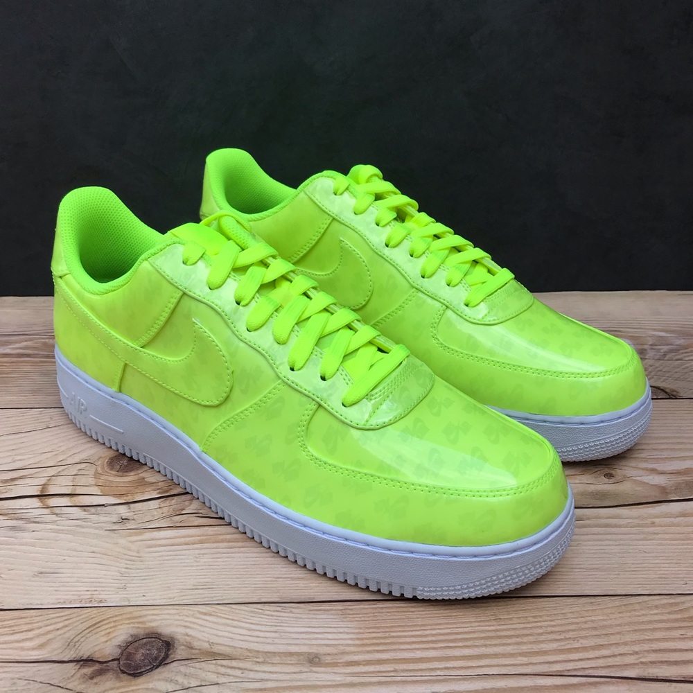 Nike Air Force 1 ‘07 LV8 UV Shoes Volt/White - Picture 2 of 16